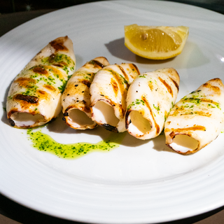 Calamars frescos amb amanida