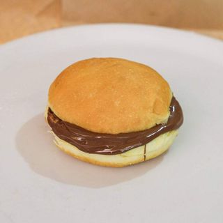 Componi il tuo cornetto o bombolone