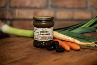 Czernina z żołądkami 0,5l