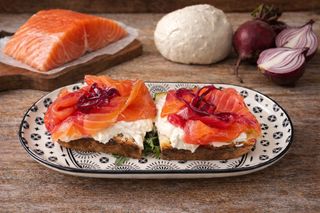 Salmone e stracciatella