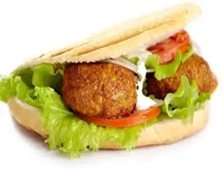 Kebab Falafel Con Patatas Dentro