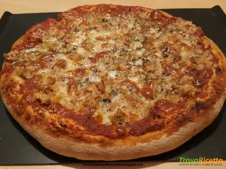 Pizza tonno