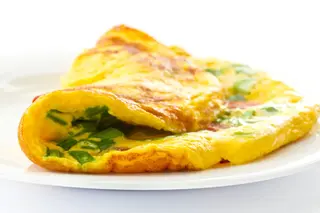 Omlet sa pršutom i pečurkama