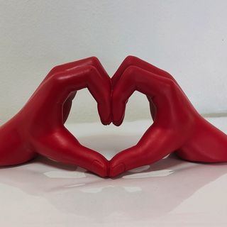 Manos corazón Rojas