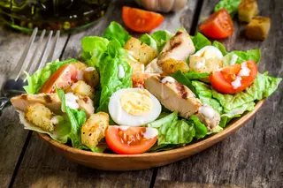 Pollo salata