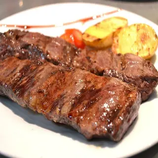 ENTRAÑA DE TERNERA a la parrilla c/fritas o ensalada