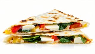 Piadina con spinata, peperoni e scamorza