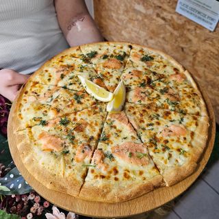22. Pizza Łososiowa 24cm