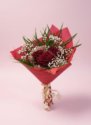 Букет с три рози