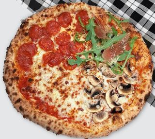 Pizza Quattro Stagioni