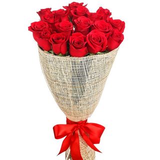 Buchet cu trandafiri „17 Flăcări de Iubire”