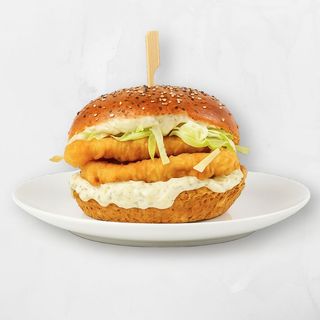 Double chicken burger sa sirom