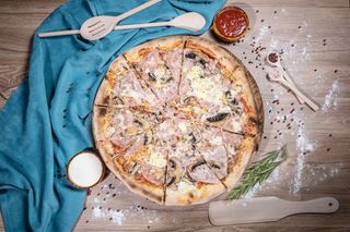 Pizza Prosciutto Funghi  Ø38cm