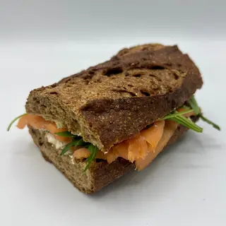 Pulga de Centeno con Salmón