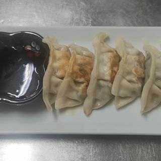 Gyozas Caseras Con Salsa De Ajos Típicos China (6 Uds.)