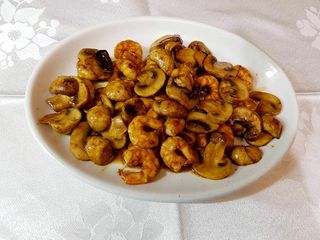 Gambas Con Champiñones