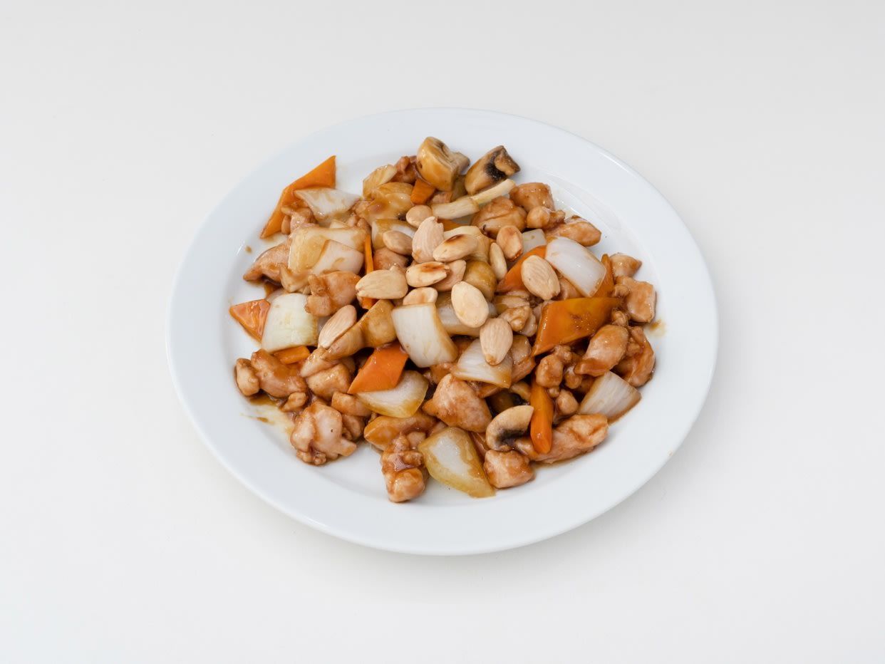 Pollo con almendras