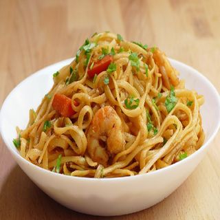 Tallarines Frito Con Gamba