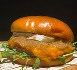 Hamburguesa Con Queso Brie