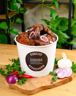 Kubełek szaszłyków z karkówki