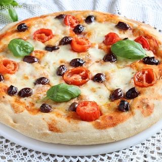 Pizza mediterranea