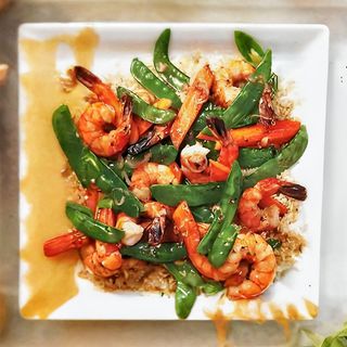 Stir-Fried Prawns Tossed With Snowpeas And Carrot 鸳鸯 明 虾球