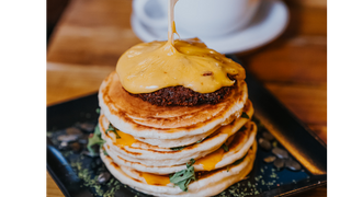 Burger pancakes z portobello