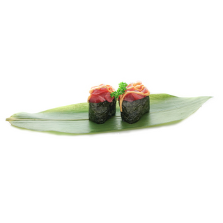 43. Gunkan spicy tonno - 2 pezzi