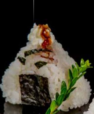 145.onigiri salmone cotto