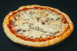 Pizza Capricciosa 36 cm (6 parčeta)