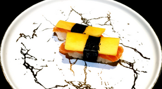 -224- Nigiri Sake Mango 2pz
