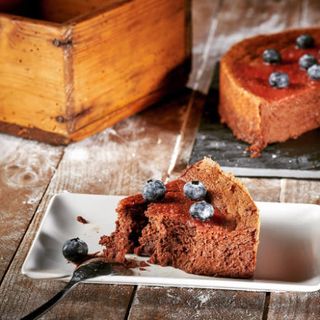 Porción Tarta Chocolate Arándanos