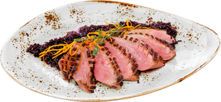 Патешко магре с нар и орехи