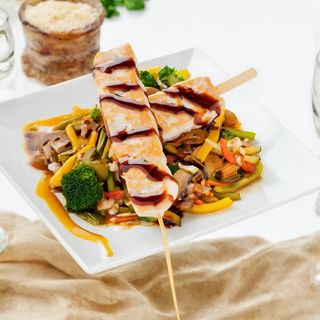 Brochetas De Langostinos Con Thai Chili