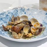 Almejas de concha fina a la sartén