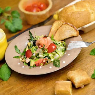 Losos salata