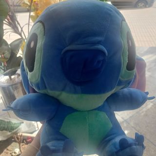 Stitch حجم متوسط متوفر بالازرق او الزهري 