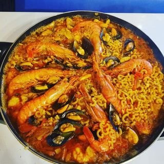 MENU DEL DIA     15 EURO