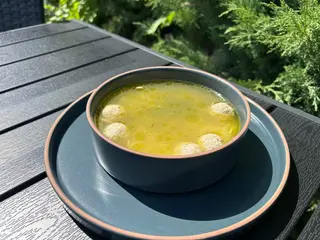 Курячий бульйон з гречкою і фрикадельками (300г)