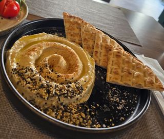 Hummus cu pita greceasca