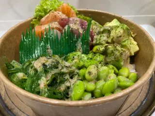 65. Nakama poké