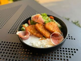 Хеш браун з прошуто та сиром Страчателою (265г)