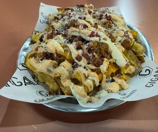 Pa-pas costilla cheese bacon