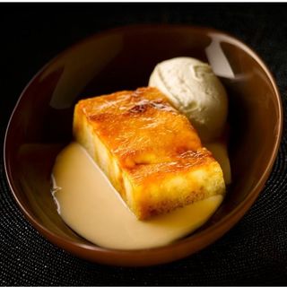 Torrija Brioche con Yema Tostada