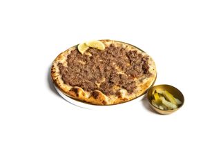 Lahm bi ajin lahmajoun