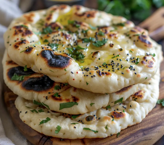 Pan naan de ajo