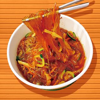 52. Spaghetti di soia con verdure