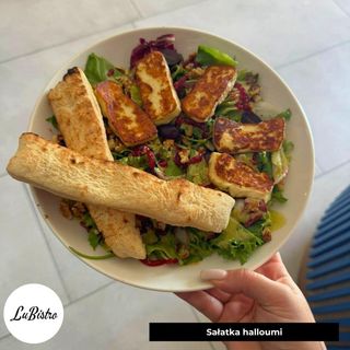 Sałatka Halloumi