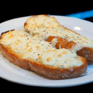 Bruschetta De Pan Con Ajo Y Mozzarella