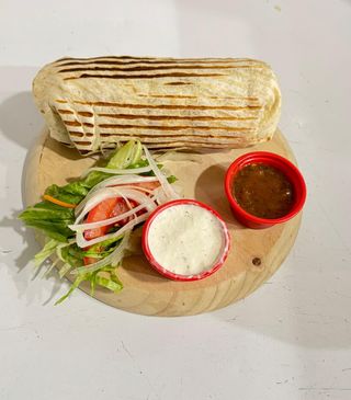 Durum Normal Con Patatas Y Bebida